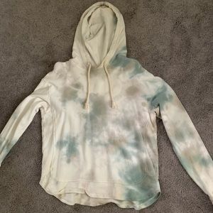 tie dye hoodie!